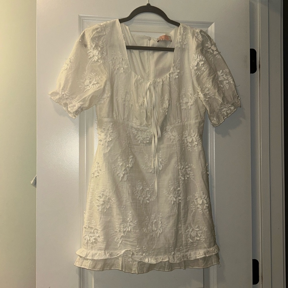 C+D+M white dress with floral detail